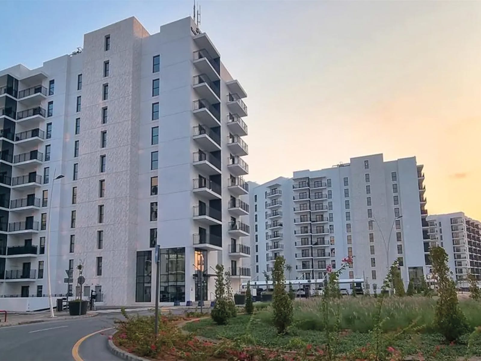 Waters-Edge-1-BHK-1
