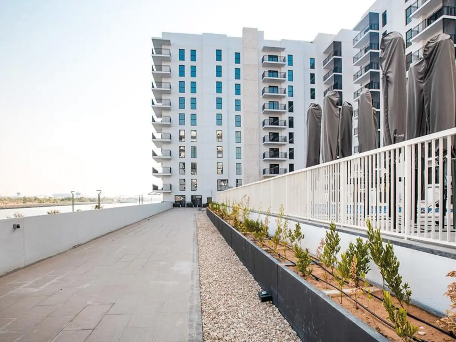 Waters-Edge-1-BHK-3