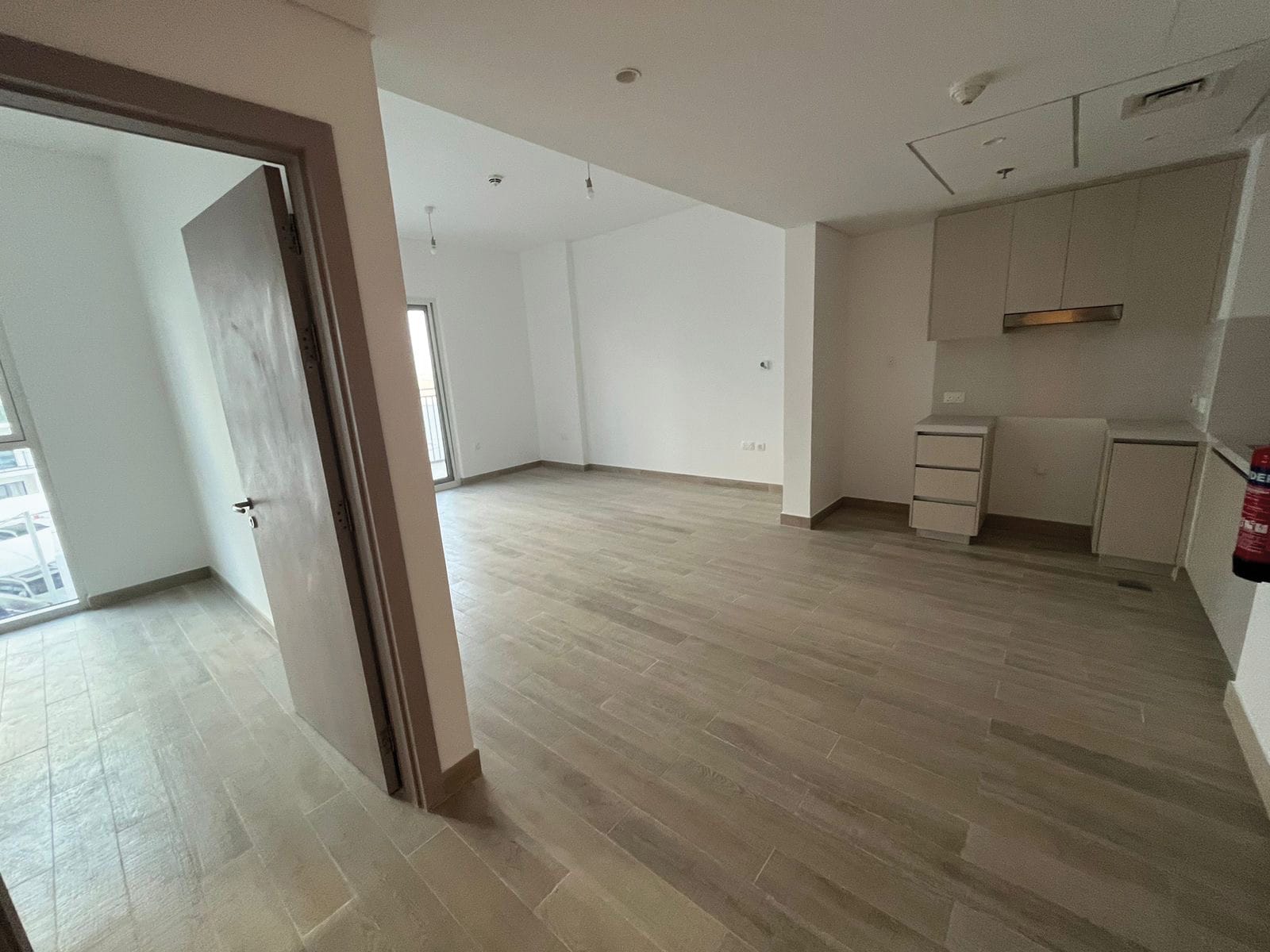 Waters-Edge-1-BHK-5