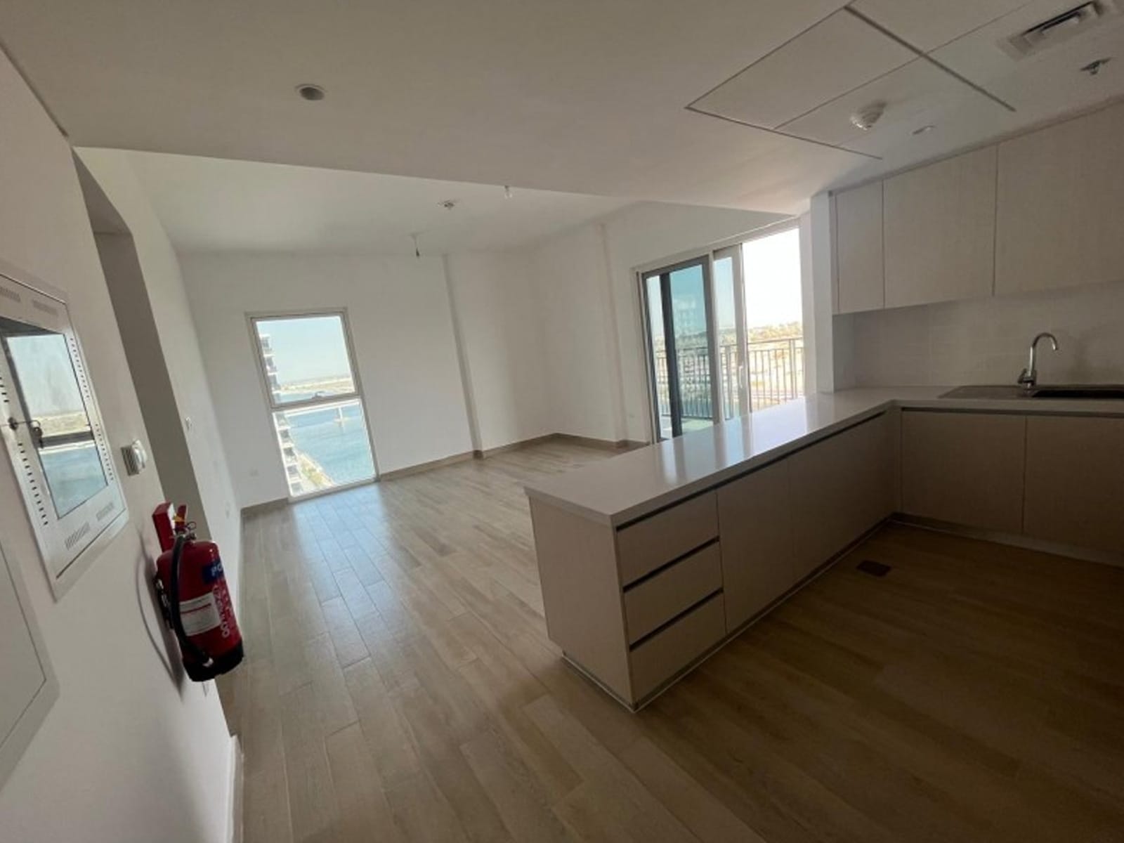 Waters-Edge-3BR-6