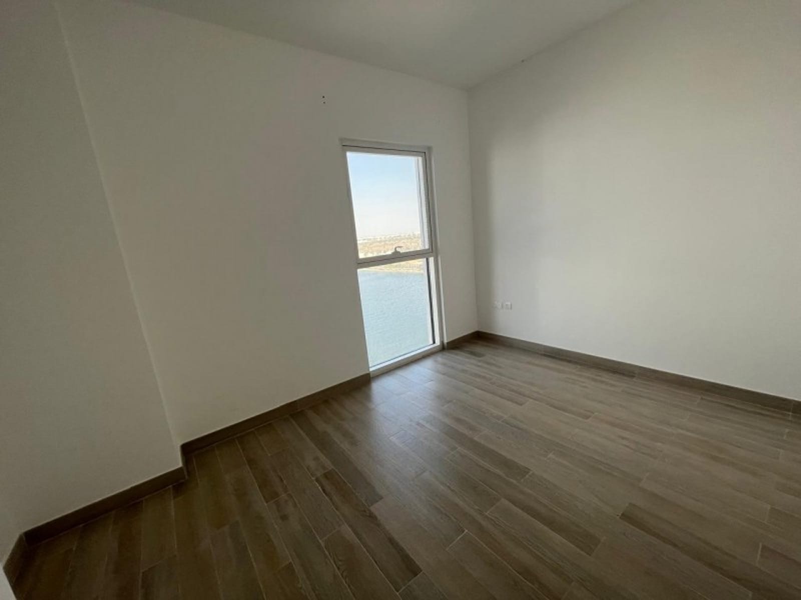 Waters-Edge-3BR-7