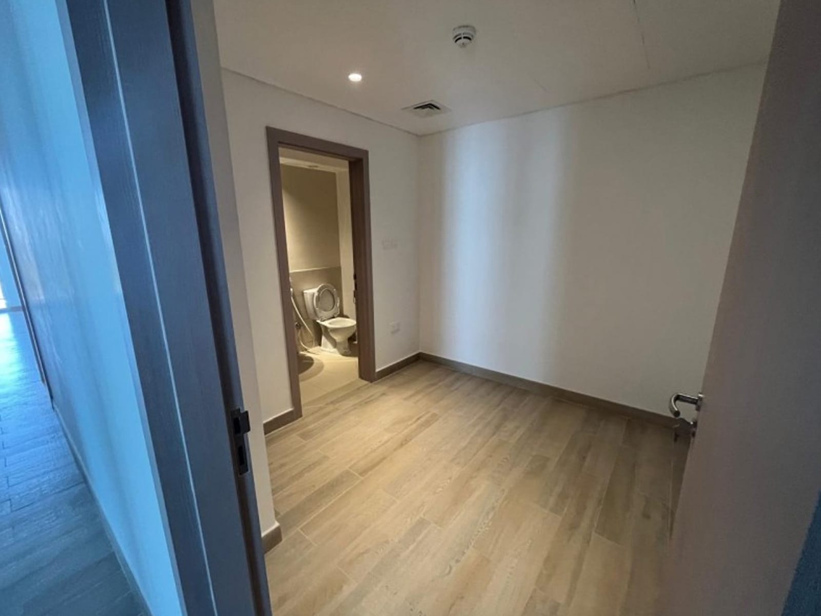 Waters-Edge-3BR-8