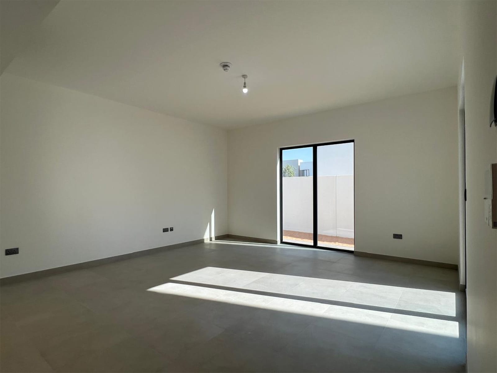 4BR-Noya-Viva-RB-1