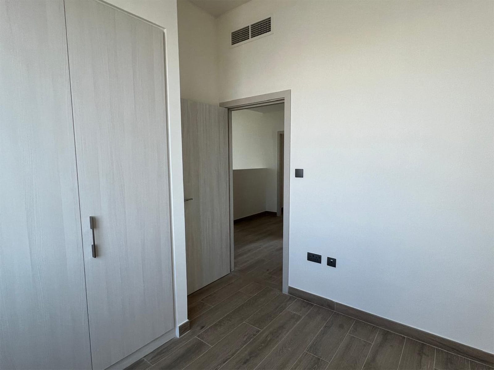 4BR-Noya-Viva-RB-20